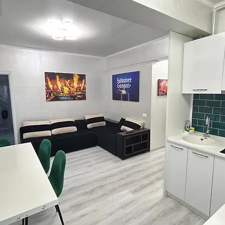 Mamaia Nord Aproape De Paja * Navodari