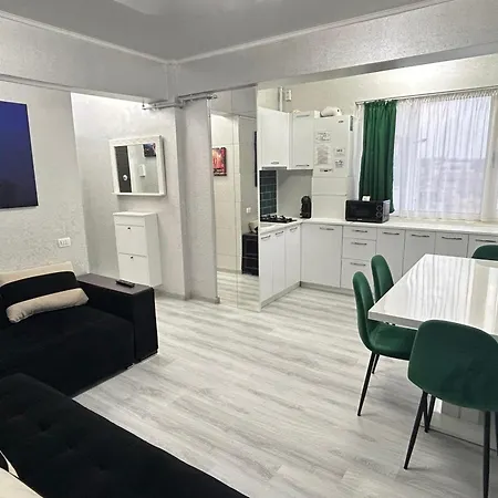 Mamaia Nord Aproape De Paja * Navodari
