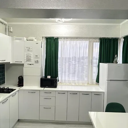 Mamaia Nord Aproape De Paja Aparthotel