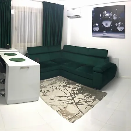Mamaia Nord Aproape De Paja * Navodari
